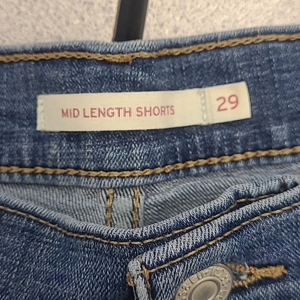 Levi Strauss Blue Mid Length Denim Women's Shorts Size 29